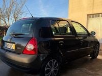 Usado Renault Clio II 2003 Sedan