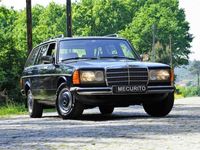 usado Mercedes 230 TE W123 - Clássico para venda em Amarante