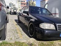 Usado Mercedes C250 150 HP (110 kW) 1997 Sedan