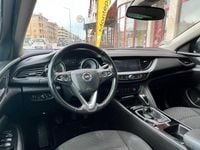 Usado Opel Insignia 110 HP (80 kW) 2017 Preto