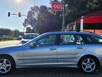 Usado Mercedes C220 Avantgarde 143 HP (105 kW) 2001 Sedan