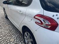 Usado Peugeot 208 2014 Citadino