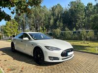 usado Tesla Model S Dual - Elétrico - MUITO BOM Estado