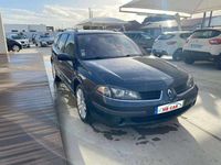 Usado Renault Laguna III Dynamique 150 HP (110 kW) 2007 Cinzento Carrinha