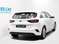 Usado Kia Ceed 120 HP (88 kW) 2021 Branco Citadino