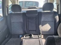 Usado Opel Zafira 100 HP (73 kW) 2001 Azul Monovolume