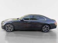 Usado Mercedes E220 Avantgarde 194 HP (142 kW) 2025 Preto Sedan