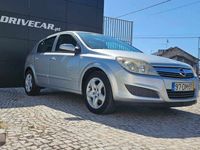 Usado Opel Astra Enjoy 90 HP (66 kW) 2007 Cinza Citadino
