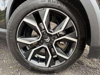 Usado Citroën e-C4 100 kW (136 HP) 2023 Preto