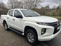 Usado Mitsubishi L200 150 HP (110 kW) 2022 Branco Pickup
