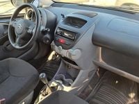 Usado Citroën C1 68 HP (50 kW) 2006 Cinzento Citadino