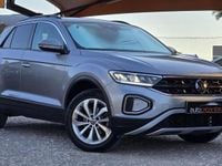 Usado VW T-Roc Life 110 HP (80 kW) 2023 Cinza SUV