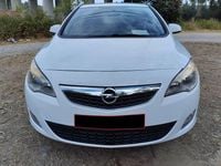 Usado Opel Astra Selection 140 HP (102 kW) 2015 Branco Sedan