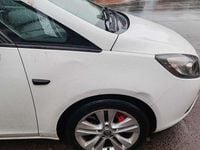 Usado Vauxhall Zafira Tourer 165 HP (121 kW) 2014 Monovolume