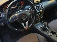 Usado Mercedes A160 90 HP (66 kW) 2014 Preto