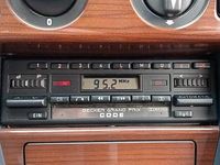 Usado Mercedes 200 109 HP (80 kW) 1989 Sedan