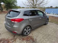 Usado Kia Carens 140 HP (102 kW) 2015 Monovolume