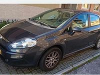 Usado Fiat Punto 75 HP (55 kW) 2010 Cinzento Citadino