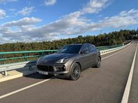 Usado Porsche Cayenne 340 HP (250 kW) 2018 Cinzento SUV