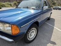 Usado Mercedes 300 1979 Sedan