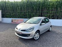 Usado Renault Clio II Dynamique 75 HP (55 kW) 2006 Cinza Citadino