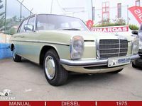 Usado Mercedes W115 81 HP (59 kW) 1975 Verde Citadino