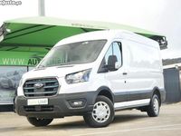 Usado Ford Transit 135 kW (184 HP) 2023 Branco Sedan
