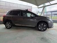 Usado Peugeot 2008 83 HP (61 kW) 2016 Cinzento SUV
