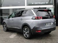 Usado Peugeot 5008 Allure 130 HP (95 kW) 2023 Cinzento Monovolume