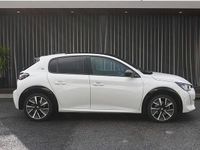 Usado Peugeot e-208 GT 100 kW (136 HP) 2020 Branco Citadino