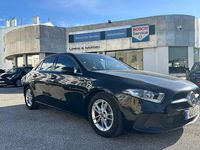 Usado Mercedes A180 Business 116 HP (85 kW) 2019 Preto Sedan