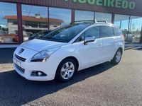 Usado Peugeot 5008 115 HP (84 kW) 2013 Branco Monovolume
