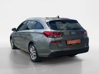 Usado Hyundai i30 Style 116 HP (85 kW) 2019 Cinza Carrinha