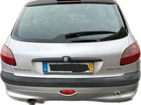 usado Peugeot 206 1.4hdi avariado