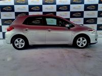 usado Toyota Auris 1.8 HSD