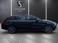 Usado Mercedes CLA250 Shooting Brake AMG line 218 HP (160 kW) 2023 Azul Carrinha