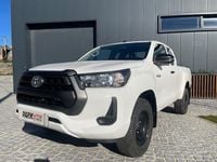 Usado Toyota HiLux 150 HP (110 kW) 2024 Branco Pickup