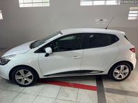 Usado Renault Clio IV 120 HP (88 kW) 2016 Branco Sedan