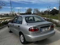 Usado Chevrolet Lanos 75 HP (55 kW) 1998 Sedan