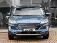 Usado Ford Kuga Titanium 120 HP (88 kW) 2022 Azul SUV
