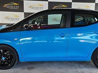 Usado Toyota Aygo X-cite 69 HP (50 kW) 2016 Azul Citadino