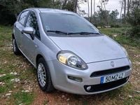 Usado Fiat Punto 69 HP (50 kW) 2012 Cinzento Citadino