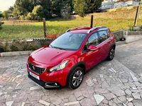 Usado Peugeot 2008 110 HP (80 kW) 2016 Vermelho SUV