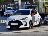 Usado Toyota Yaris Hybrid 115 HP (84 kW) 2024 Branco