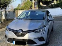 Usado Renault Clio IV 101 HP (74 kW) 2019 Cinzento Citadino