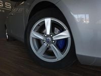 Usado Volvo V40 115 HP (84 kW) 2013 Cinzento Carrinha