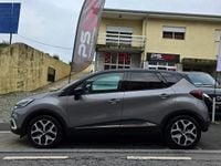 Usado Renault Captur 90 HP (66 kW) 2019 Cinzento SUV