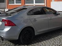 Usado Volvo S60 R-Design 116 HP (85 kW) 2011 Sedan
