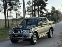 Usado Mitsubishi L200 100 HP (73 kW) 1999 Verde Pickup