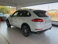 Usado Porsche Cayenne 250 HP (183 kW) 2015 Branco SUV